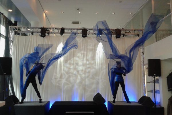 windmachine openingsact thunderstorm